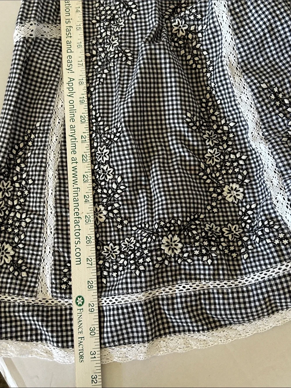 FREE PEOPLE SUNNY DAY DRESS BLACK & WHITE FLORAL EMBROIDERY & LACE DETAILS SZ XS